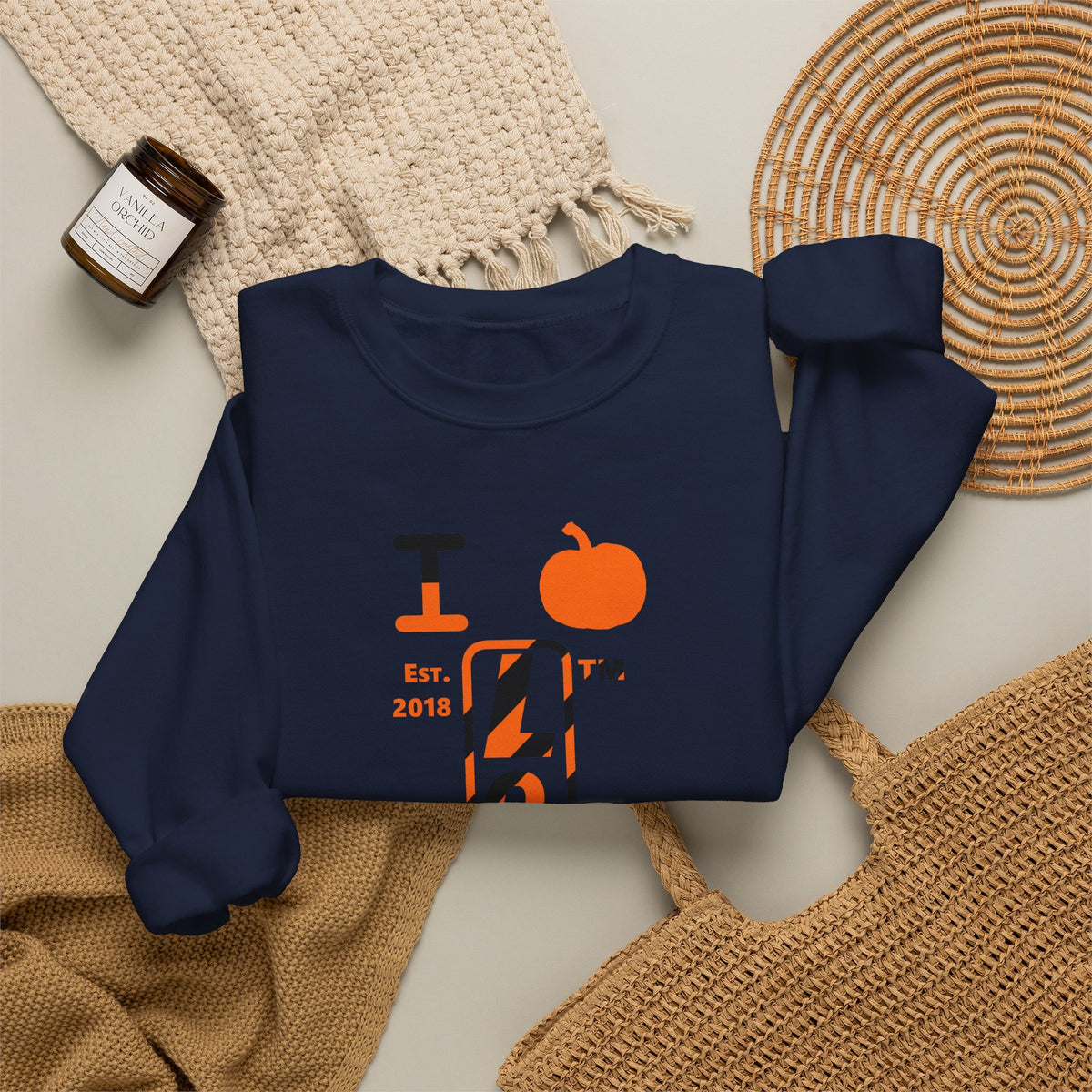 I pumpkin LongD Chicago positive upright pixel-weighted 12-striped logo crewneck sweatshirt