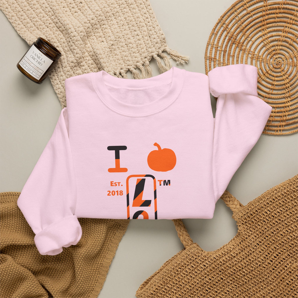 I pumpkin LongD Chicago positive upright pixel-weighted 12-striped logo crewneck sweatshirt