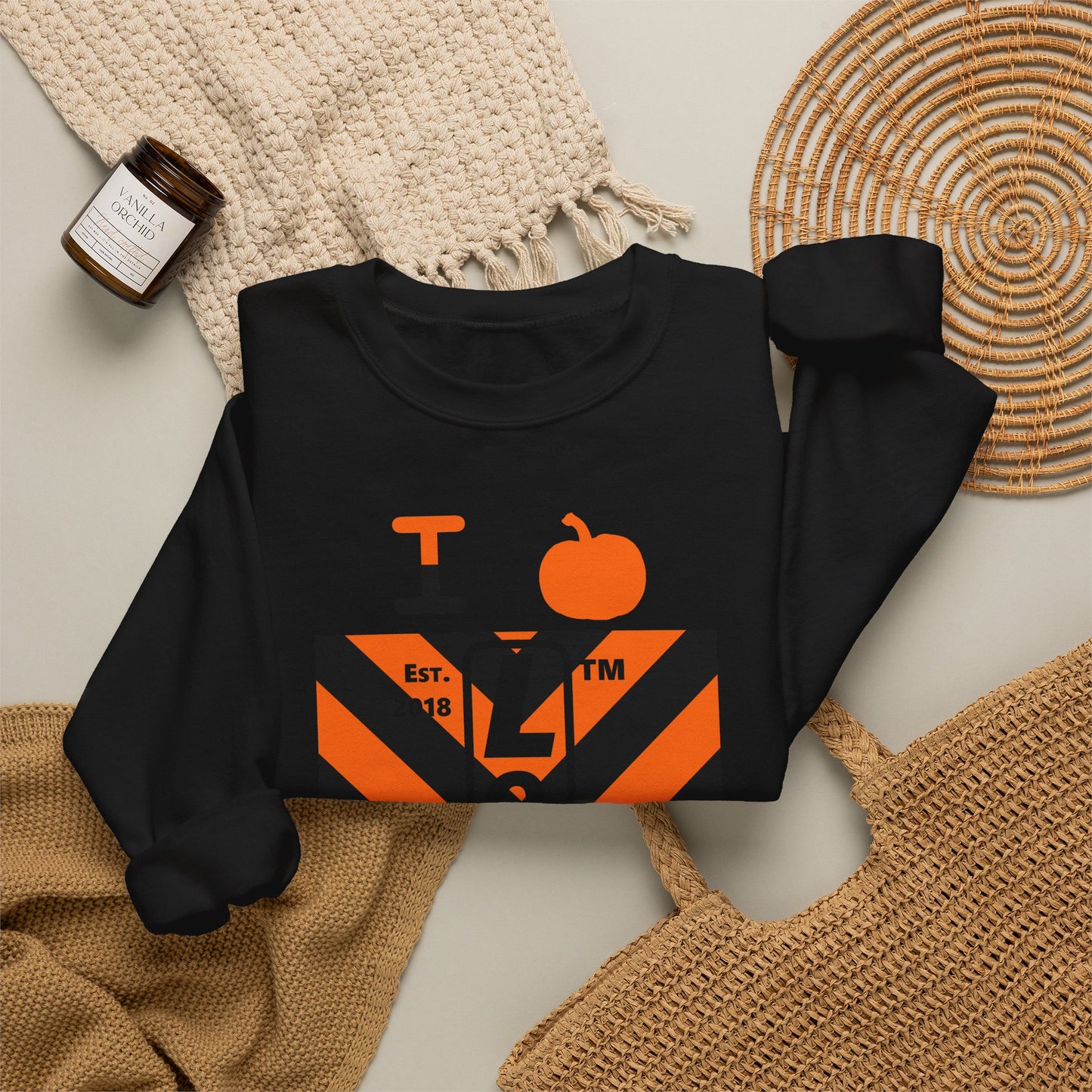 I pumpkin LongD Chicago negative upright downward chevron 4-print logo crewneck sweatshirt