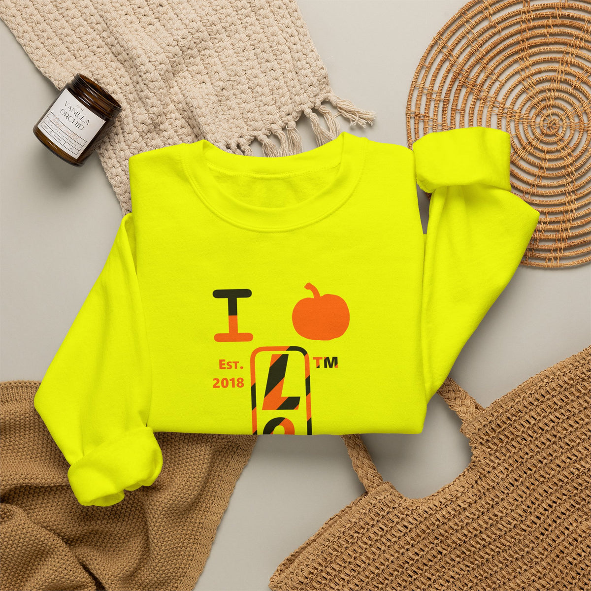 I pumpkin LongD Chicago positive upright pixel-weighted 12-striped logo crewneck sweatshirt