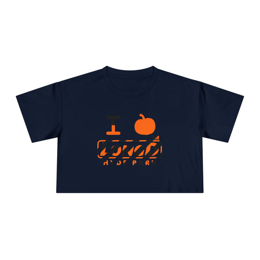 I pumpkin LongD Hyde Park positive 12-striped logo crop tee